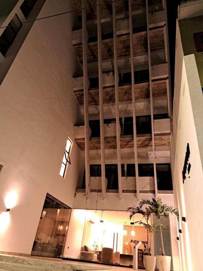 Agama Condos ปลายาเดลการ์เมน ภายนอก รูปภาพ